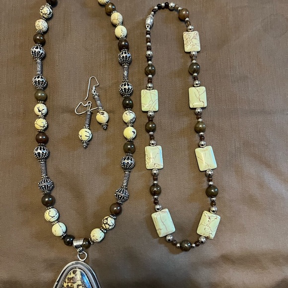 Brown and cream turquoise jewelry - Picture 1 of 2